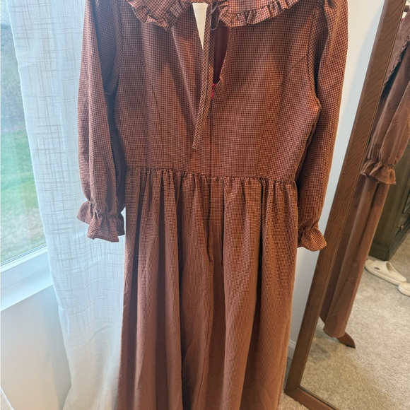 Roolee Rust Brown Ruffled Collar Midi Dress - Picture 4 of 4